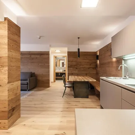 Hubertus Logis * Brixen im Thale